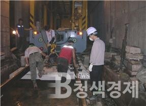 도시철도용 침목 시공 과정/공정위 제공