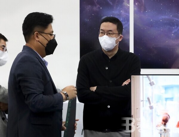 LG 구광모 대표, 고객가치 우선하면…재무지표 목표는 저절로