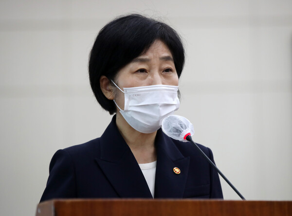"원자력발전 통해 확보한 여유분으로 온실가스 목표 달성하겠다"