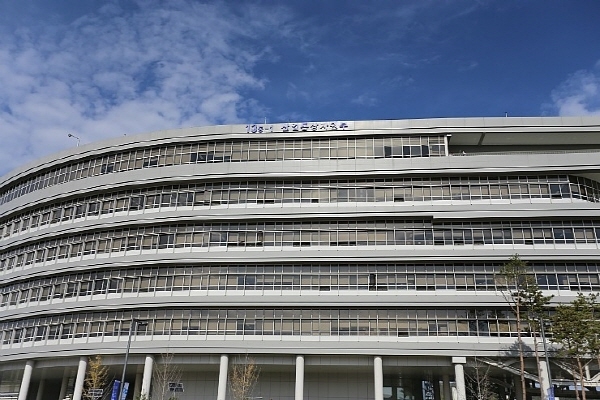 “EU, 과불화화합물 전면 규제 신중하게 검토해야”
