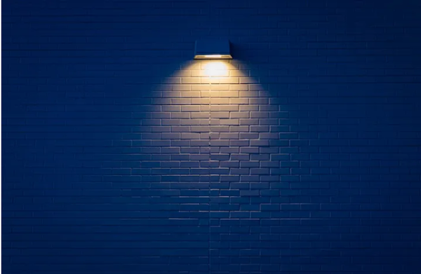[사진=Greg Rosenke on Unsplash]