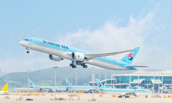 친환경 항공 시대 개막....지속가능항공유 담은 여객기 운항 시작