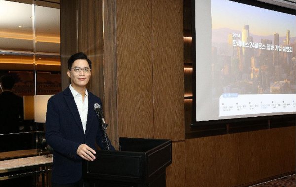 한세예스24그룹은 자동차 부품회사 이래AMS 인수를 연내 마무리해 시너지 효과를 낼 것이라고 밝혔다. 사진은 김석환 한세예스24홀딩스 부회장. 사진=한세예스24그룹