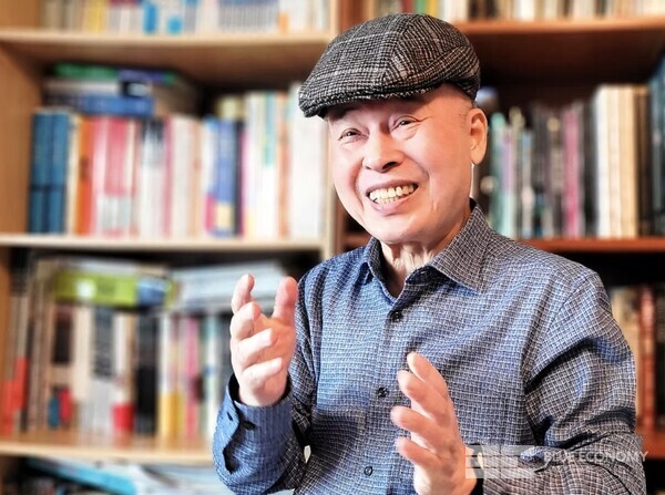 [청색경제 특집]자연에서 답을 얻다: 청색 기술에 주목하자
