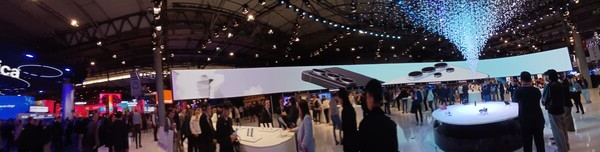 Photo = Han Ko at MWC Barcelona Spain